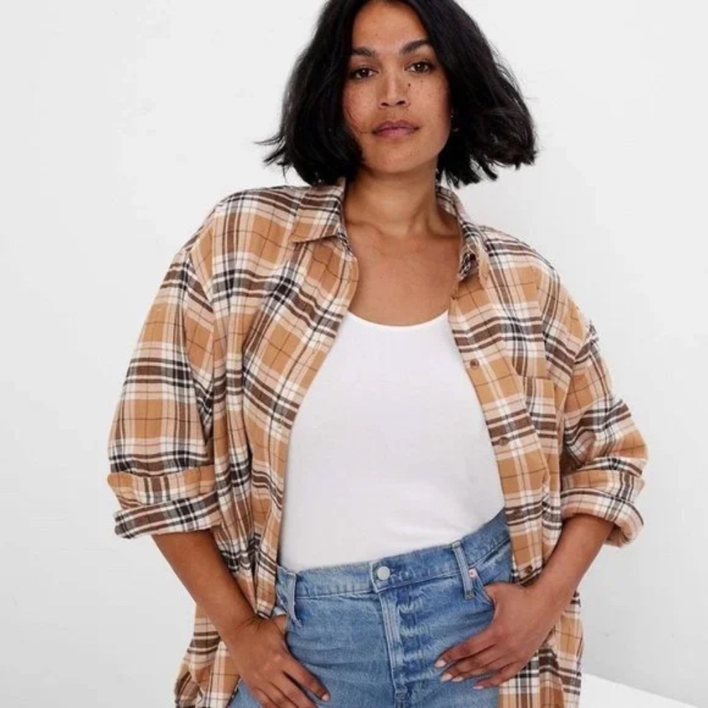 GAP Beige/Brown Oversize Plaid Flannel Button-up Shirt - Womens Large